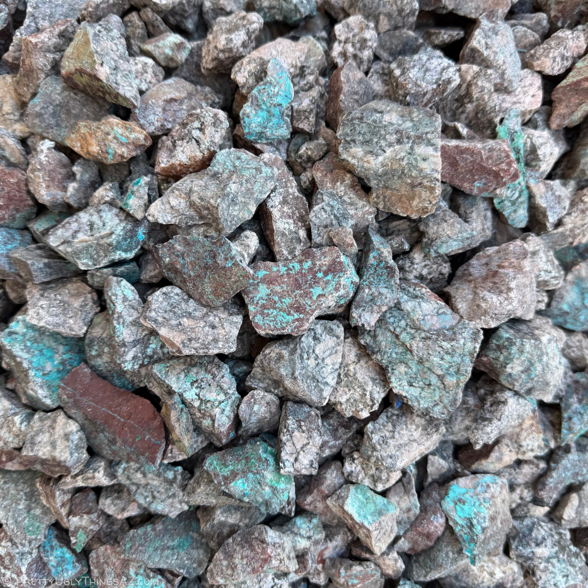 Kino Blue decorative rock (7lb bag of chunky gravel)