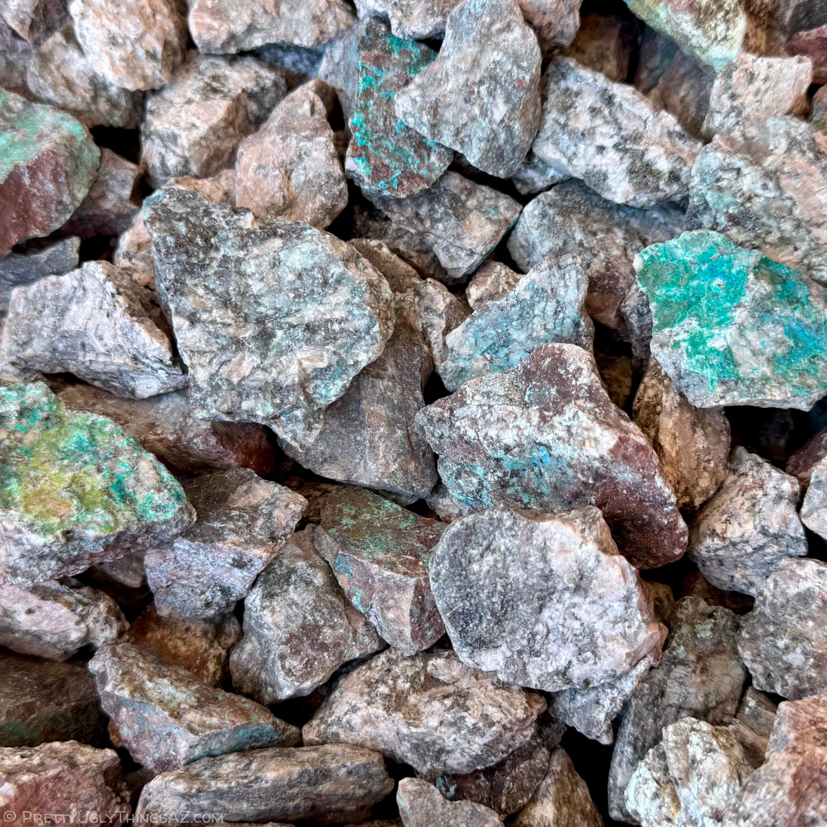 Kino Blue decorative rock (7lb bag of chunky gravel)
